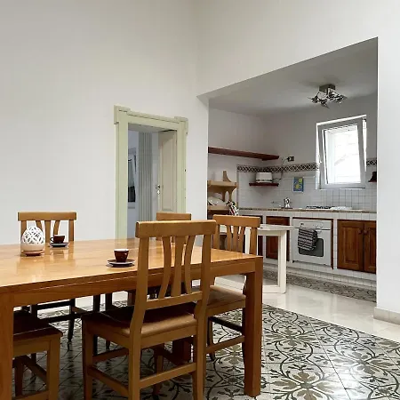 La Terrazza Bianca Di Nyaraló